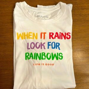 LIFE IS GOOD Unisex XXL White CRUSHER “Rainbows” T-Shirt Like New